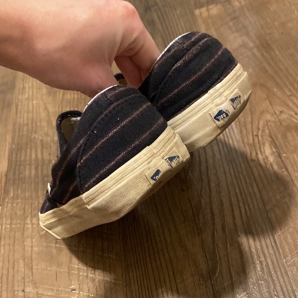 Vans Slip-On Navy and Purple Striped Sneakers - Picture 3 of 6